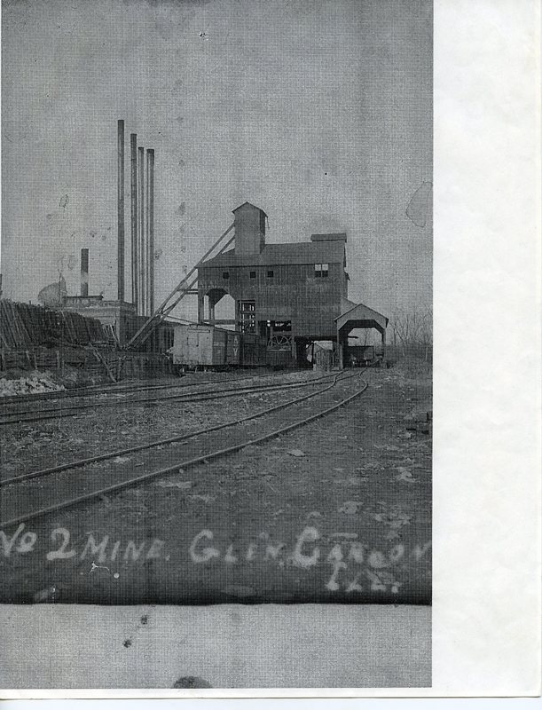 Postcard of a coal mine in Glen Carbon, Illinois