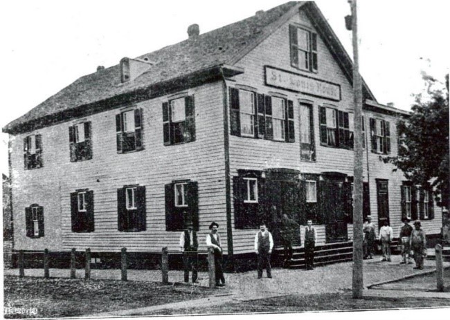 The St. Louis House Tavern in Highland