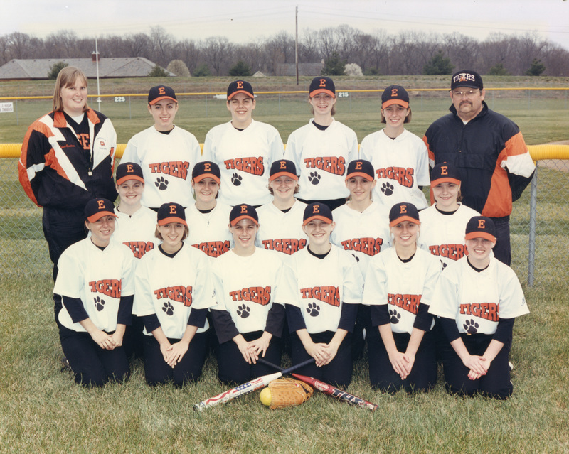 2000 Edwardsville High School Women's Tiger Softball Team
