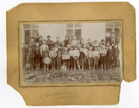 1895 Photograph of Irishtown school children 